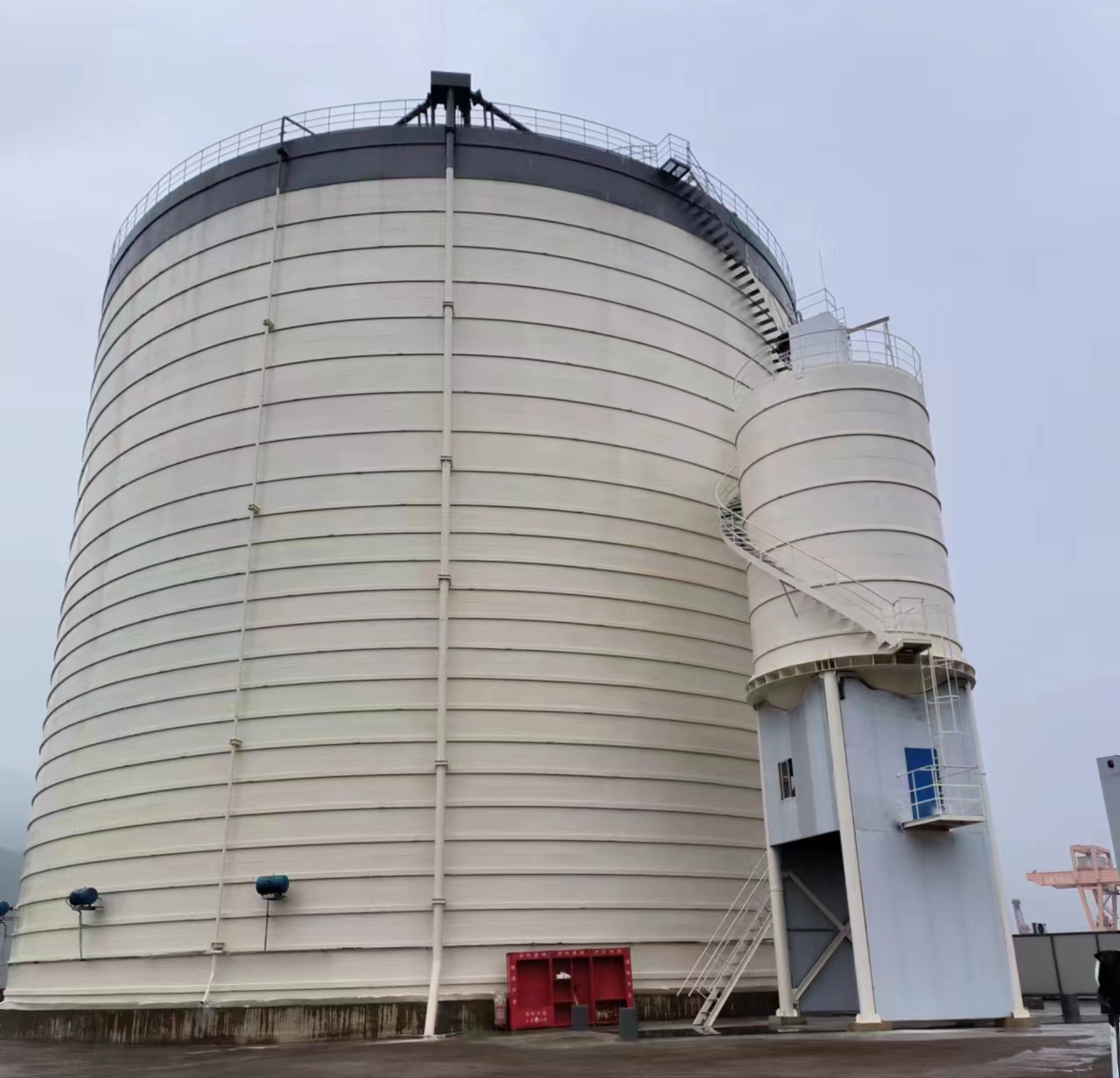 易门10万吨水泥钢板库